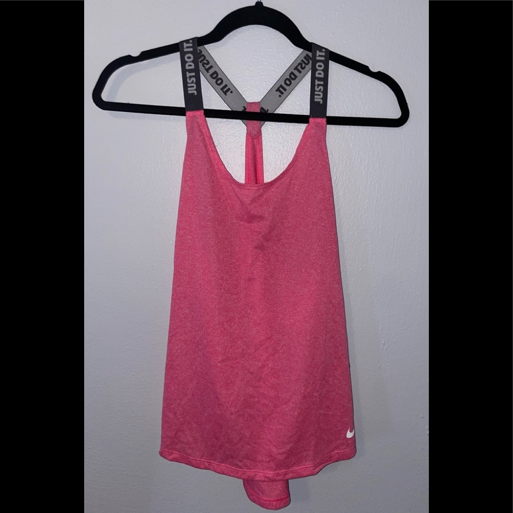 Nike Women’s Dry fit Nike pro training tank top